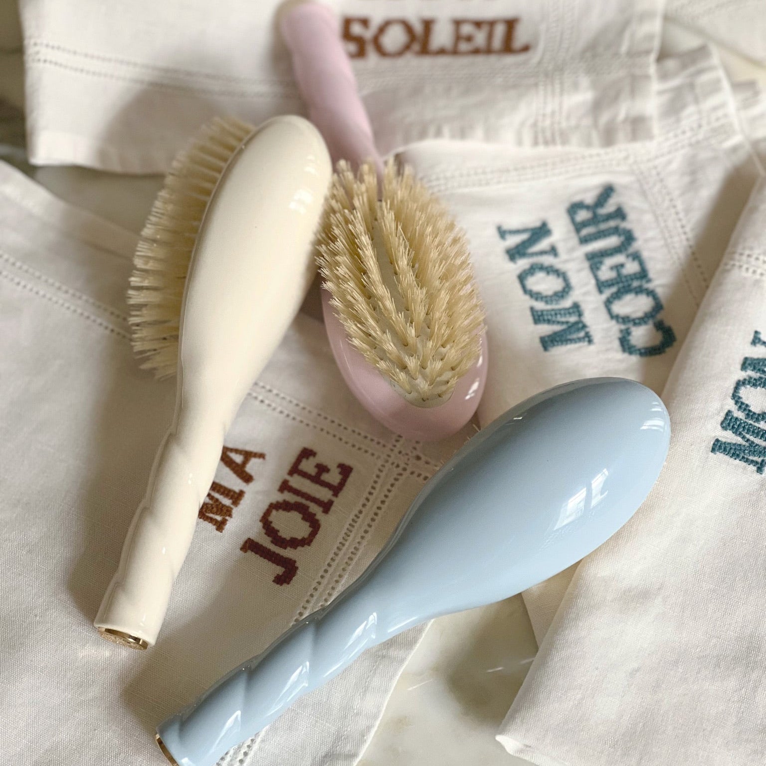 La Bonne Brosse - N.06 Kids Hair Brush Creamy White