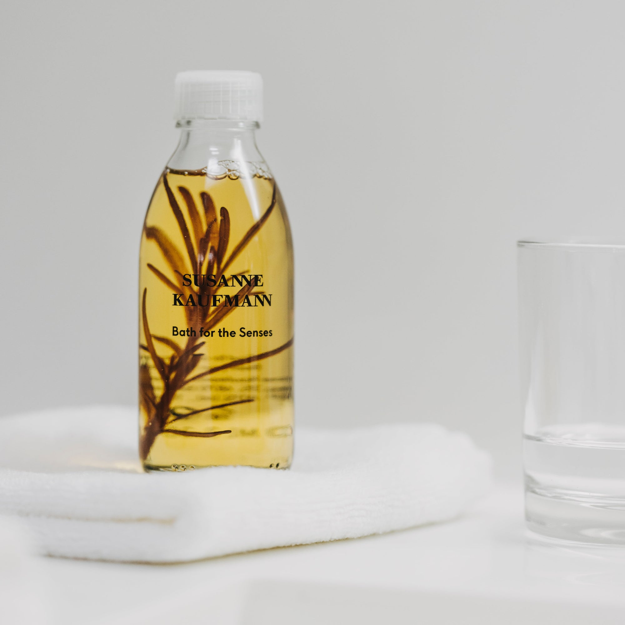 Susanne Kaufmann - Bath for the Senses