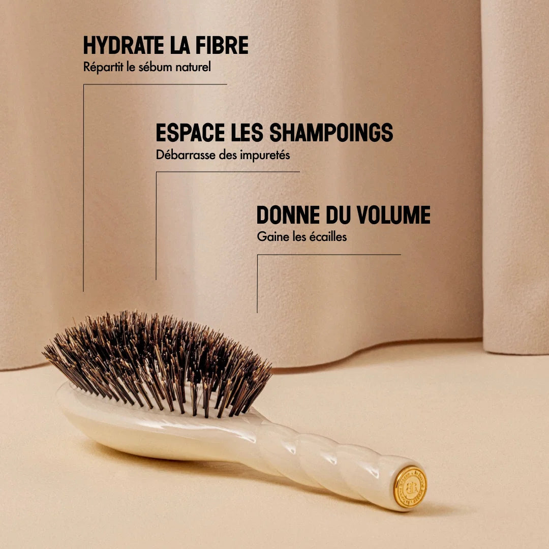 La Bonne Brosse - N.01 Small Shine & Care Hair Brush - Creamy White