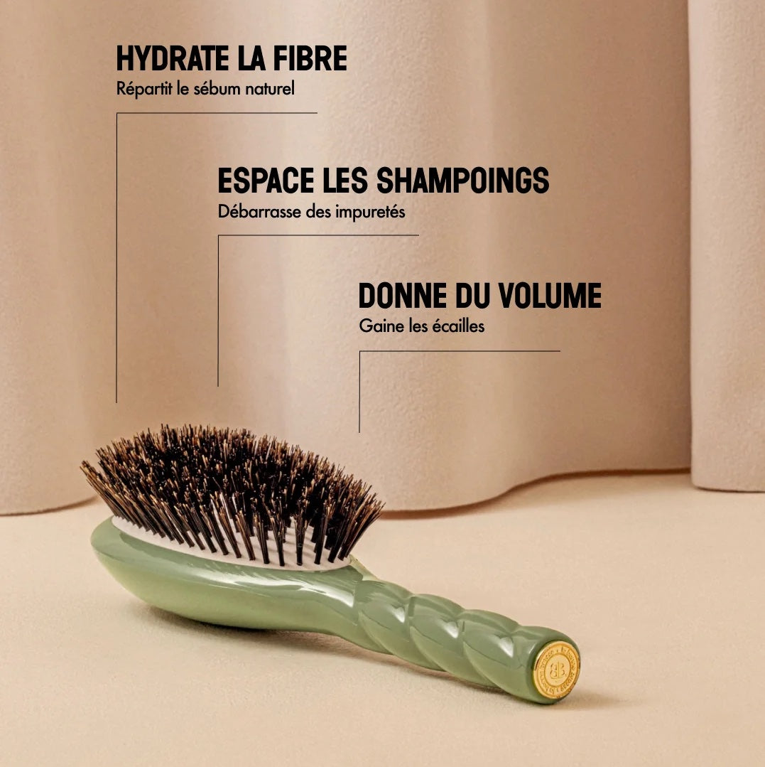 La Bonne Brosse - N.01 The Shine & Care Hair Brush - Almond Green