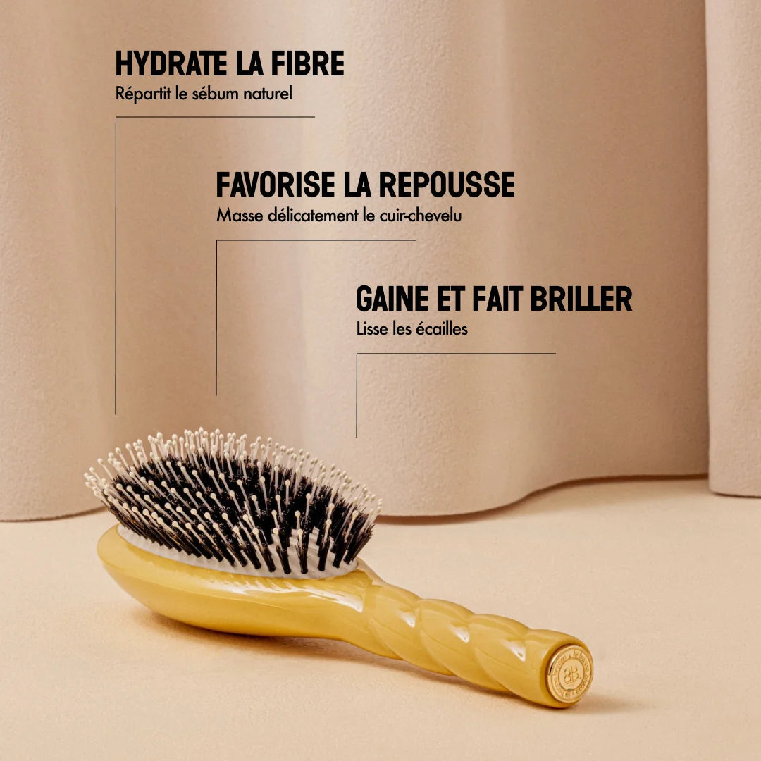 La Bonne Brosse - N.03 The Essential Gentle Scalp Care Hair Brush - Saffron Yellow