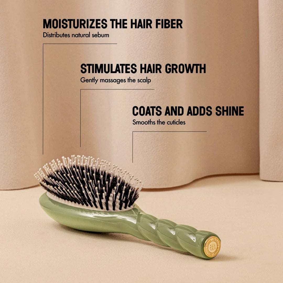 La Bonne Brosse - N.03 Small Essential Gentle Scalp Care Hair Brush - Almond Green