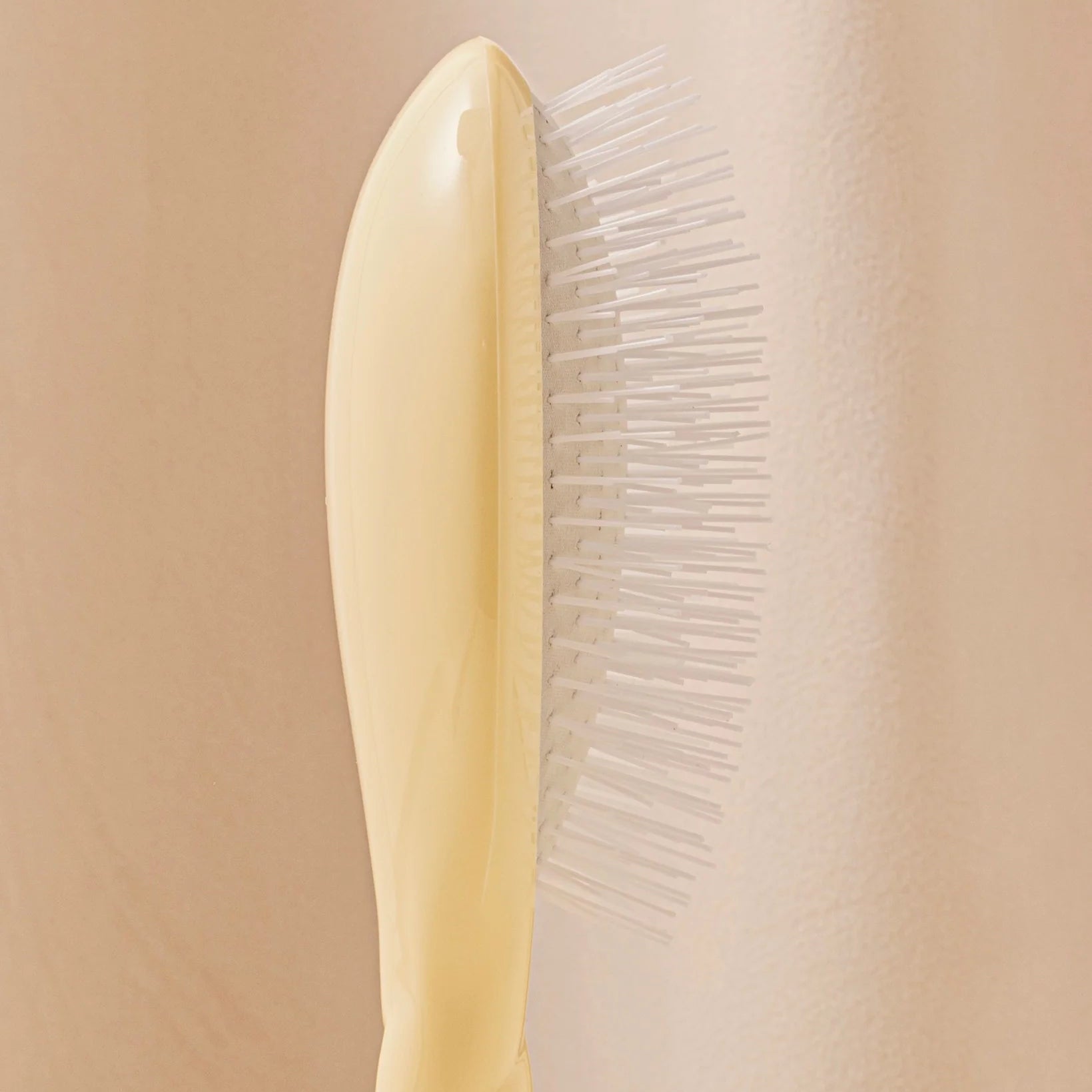 La Bonne Brosse - N.07 Small Stimulating & Detangling Hair Brush - Ivory Cair