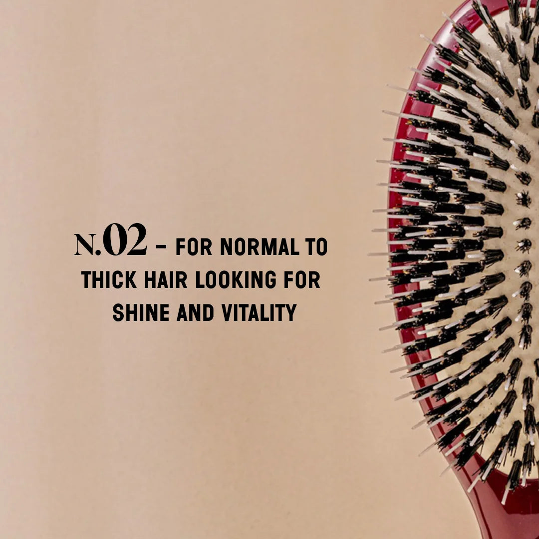 La Bonne Brosse - N.02 Small Care & Detangling Hair Brush - Cherry Red