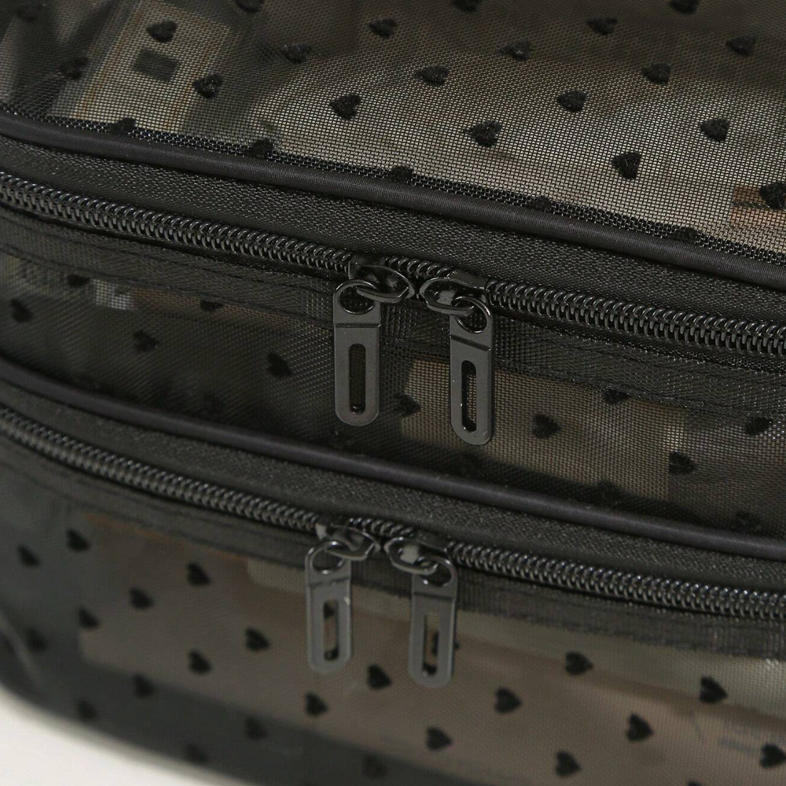 Living Beauty - Mesh Makeup Bag