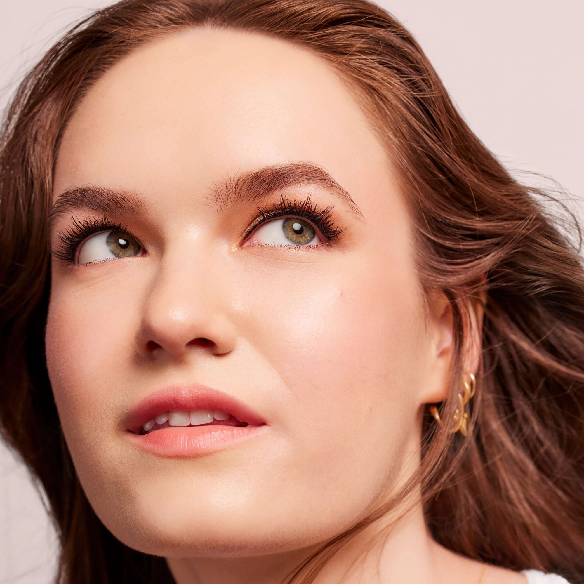 SINGLES - Living Beauty