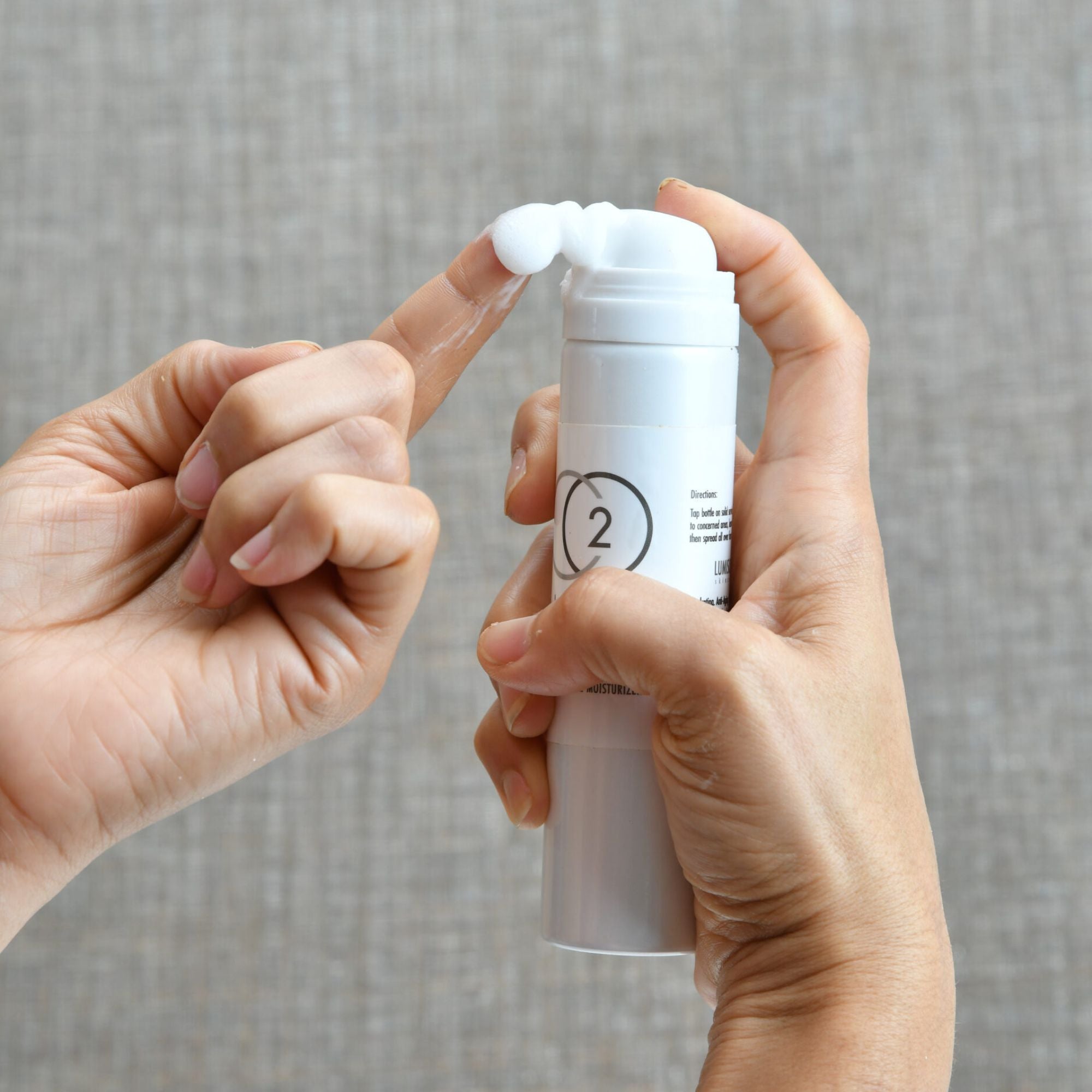 CO2Lift Moisturizing Mousse - Living Beauty