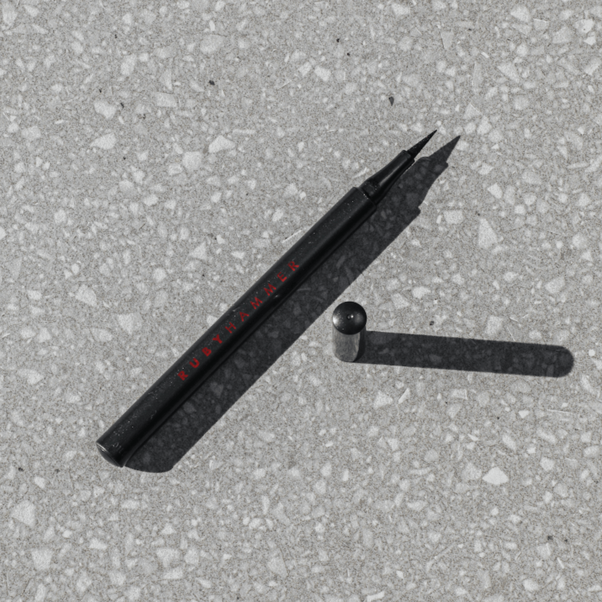 Precision Liquid Eyeliner - Living Beauty