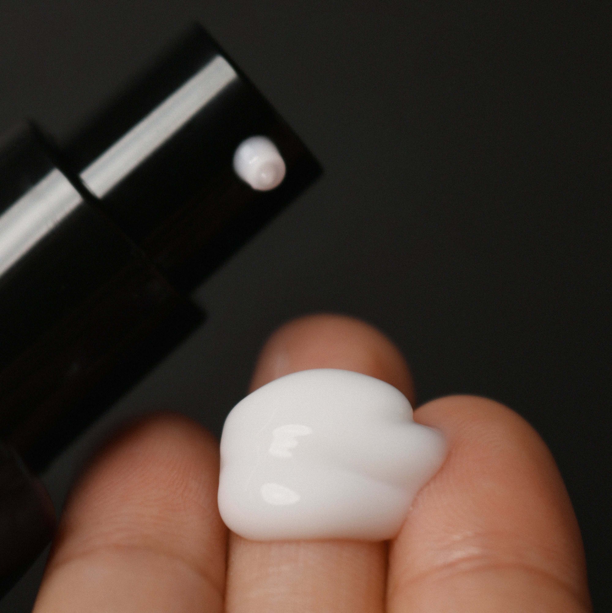 The Hand Serum - Living Beauty