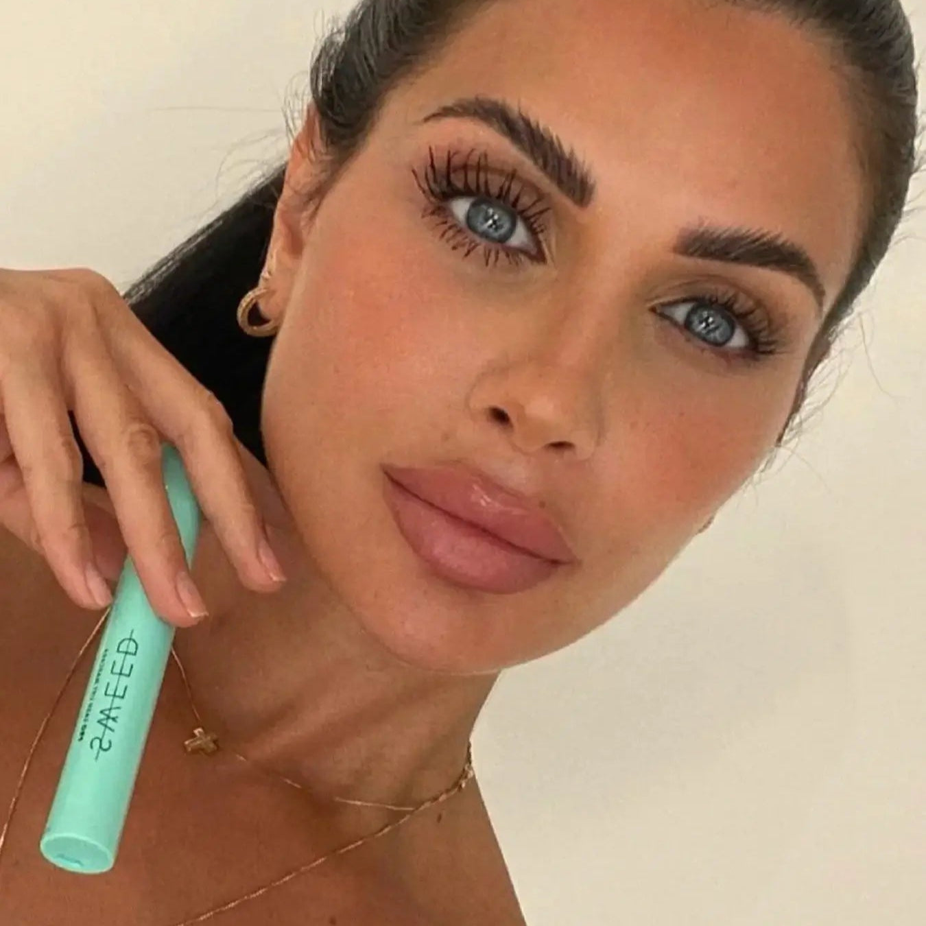 Lash Lift Mascara - Living Beauty