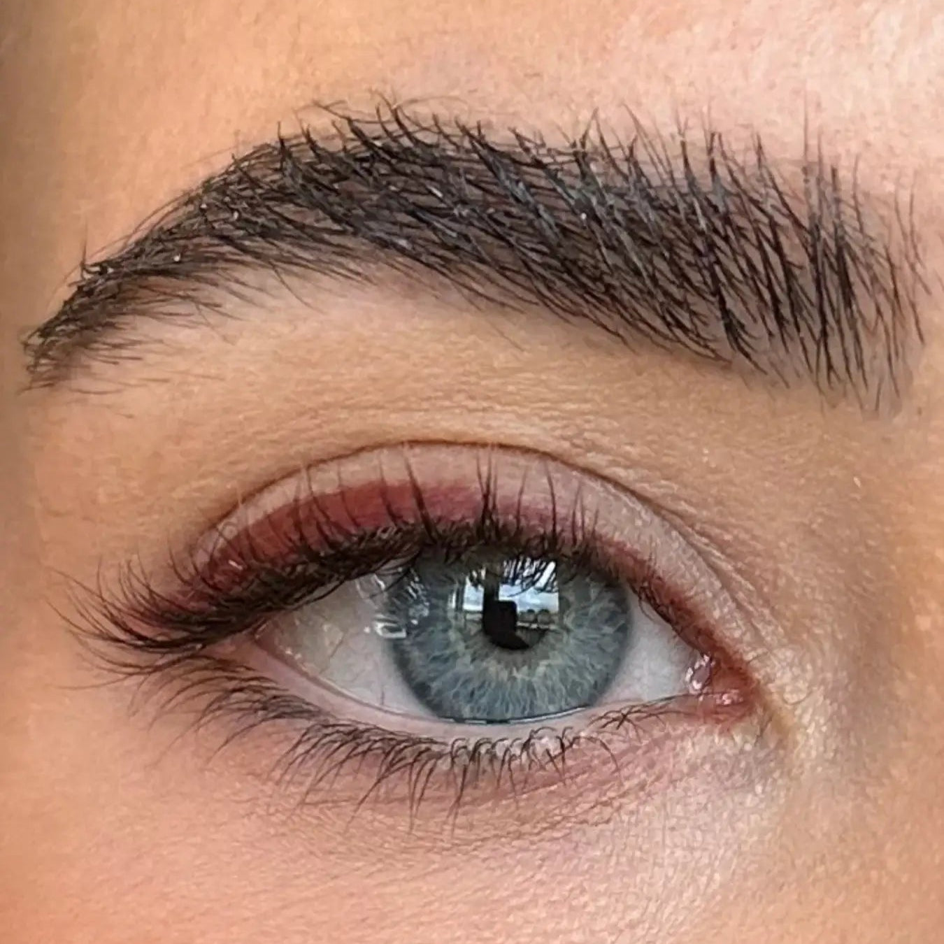 Satin Eyeliner - Living Beauty