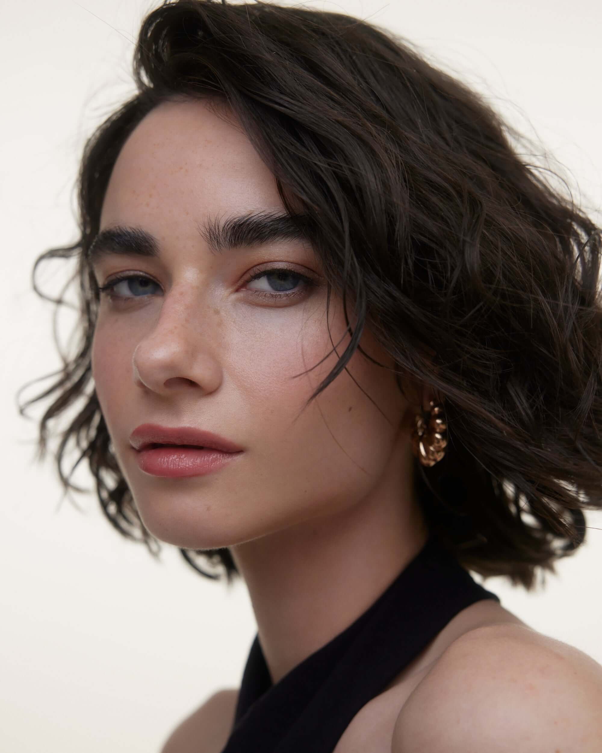 La Lumière Liquid Eyeshadow - Living Beauty