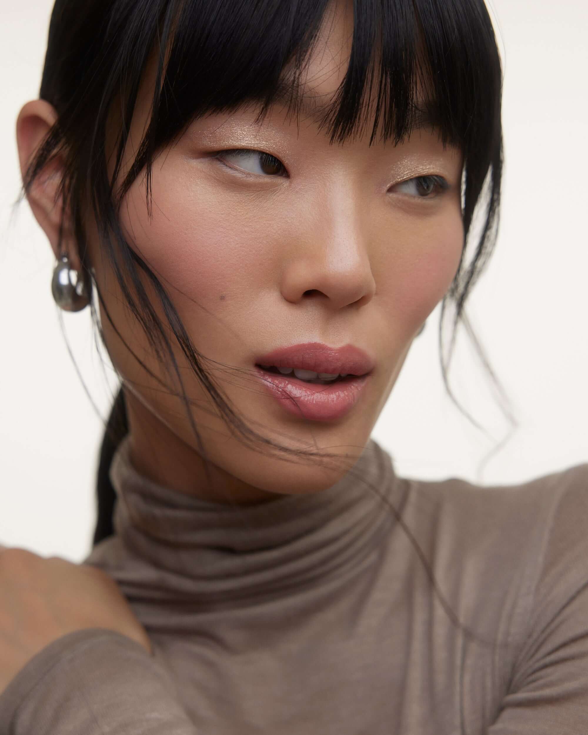 La Lumière Liquid Eyeshadow - Living Beauty