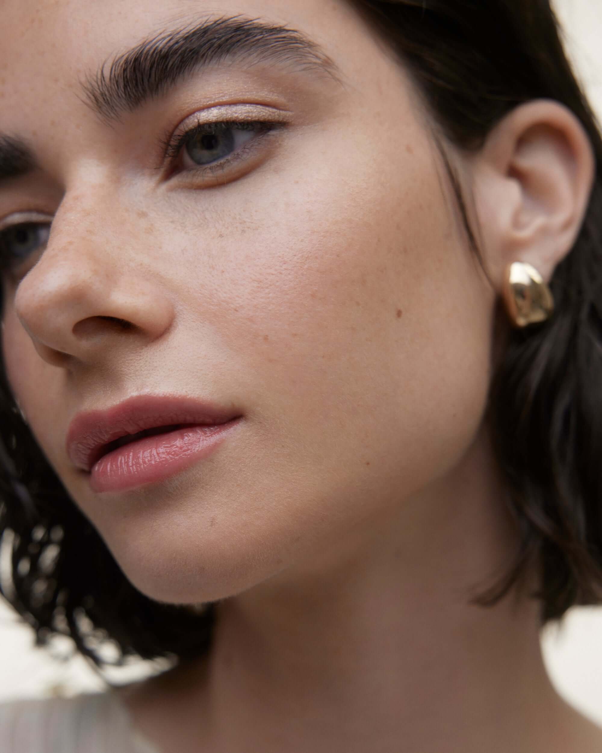 Le Hâle Bronzing Powder - Living Beauty