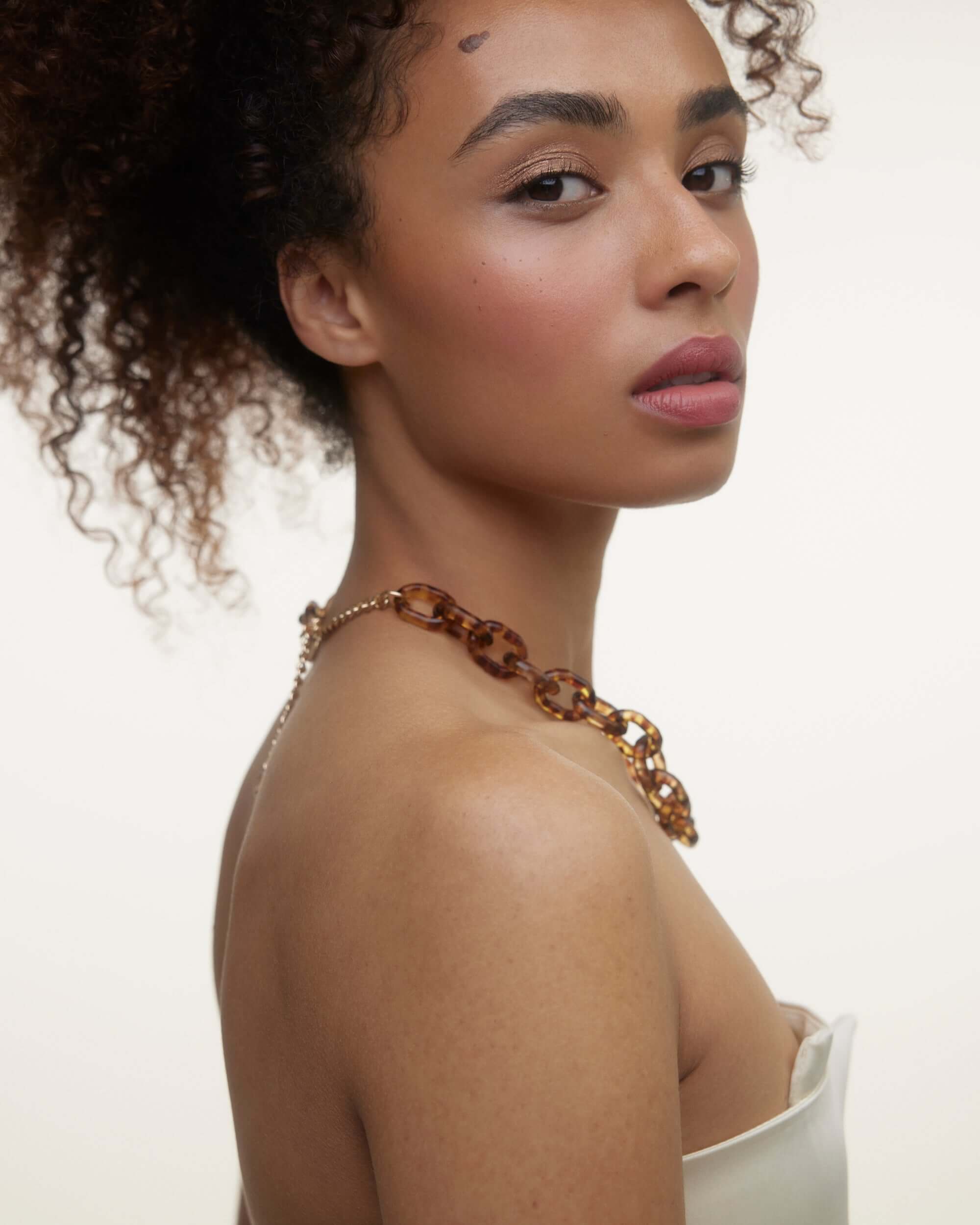 Le Hâle Bronzing Powder - Living Beauty